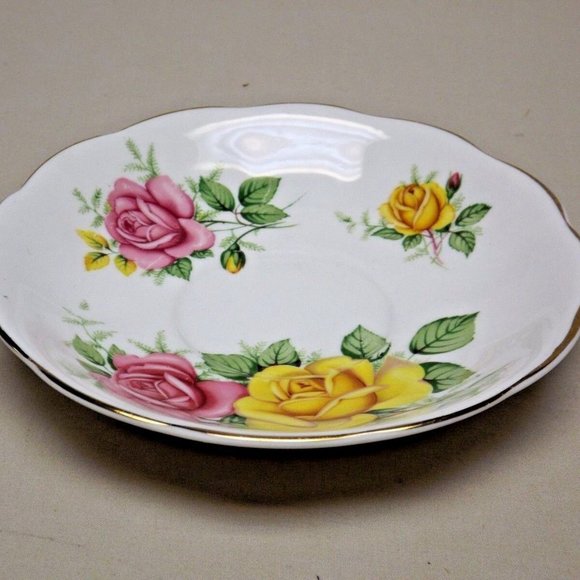 Queen Anne Fine Bone China England Yellow and Pink Roses Tea Cup and Saucer - Picture 7 of 13